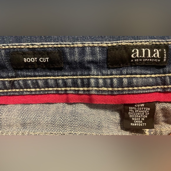 A.N.A. Woman New Approach Mid Rise Bootcut Flare Blue Jeans Pocket Bling 20W - Picture 6 of 10